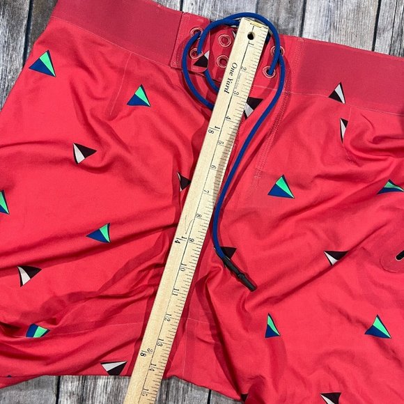 Lululemon El Current Board Swim Short Trunks 34x10 Men Red Print Pattern Stretch - Picture 7 of 9